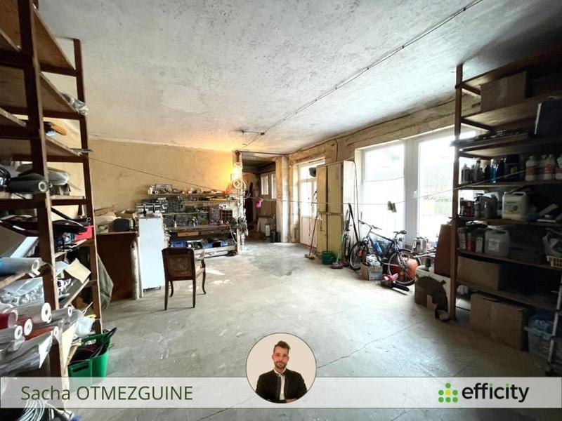 Maison - 245 m² - 9 pièces