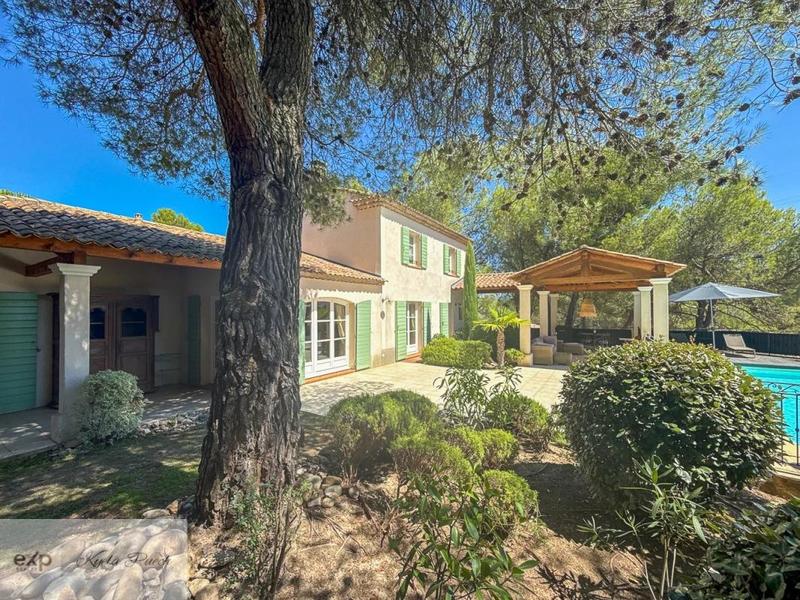 Villa - 190 m² - 7 pièces