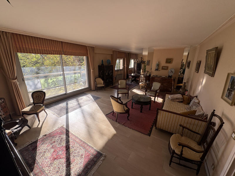 Appartement - 140 m² - 4 pièces