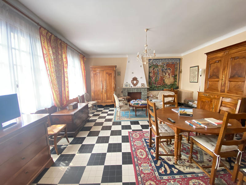 Maison - 102 m² - 4 pièces