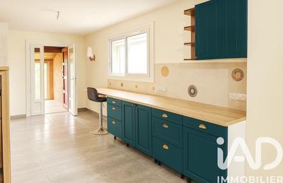 Maison - 98 m² - 4 pièces