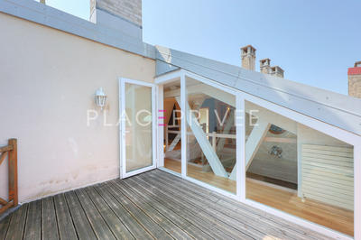 Appartement - 193 m² - 6 pièces