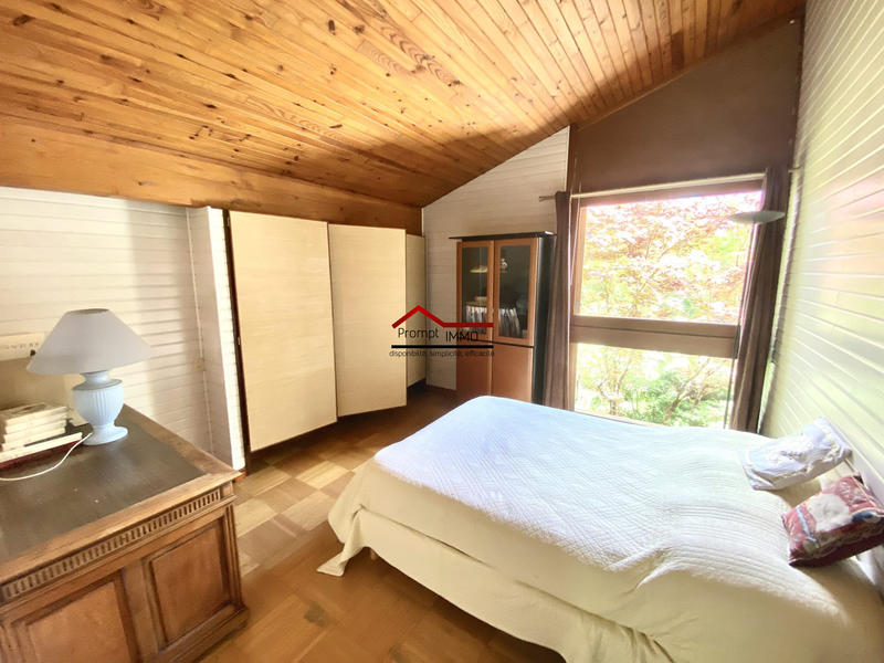 Maison ancienne - 216 m² - 8 pièces