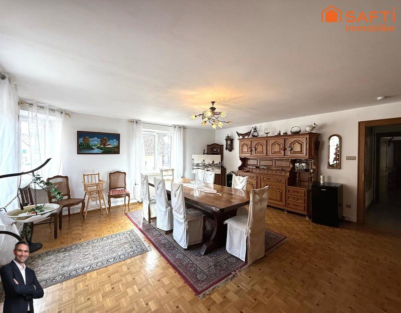 Maison - 260 m² - 12 pièces