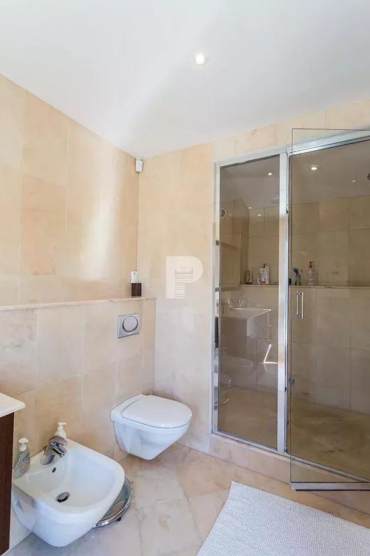 Appartement - 108 m² - 3 pièces