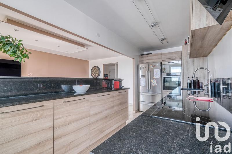 Appartement - 81 m² - 4 pièces