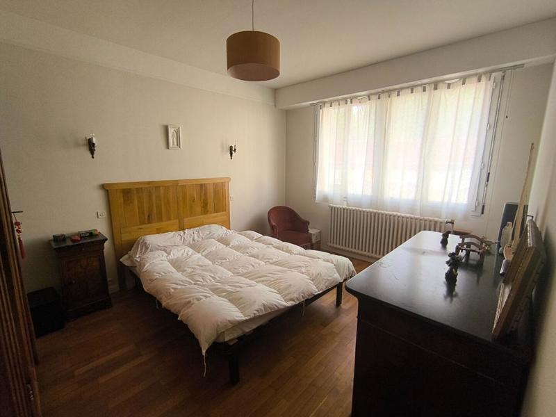 Maison - 234 m² - 8 pièces