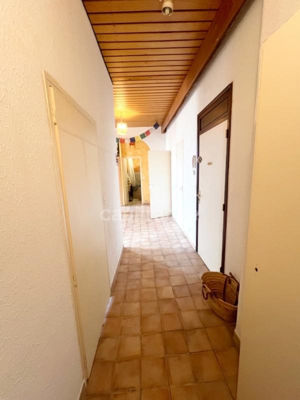 Appartement bourgeois - 77 m² - 3 pièces