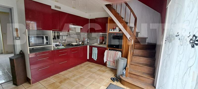 Maison de ville - 141 m² - 6 pièces