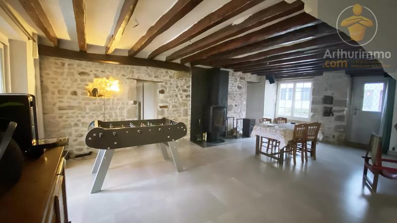 Maison - 250 m² - 8 pièces