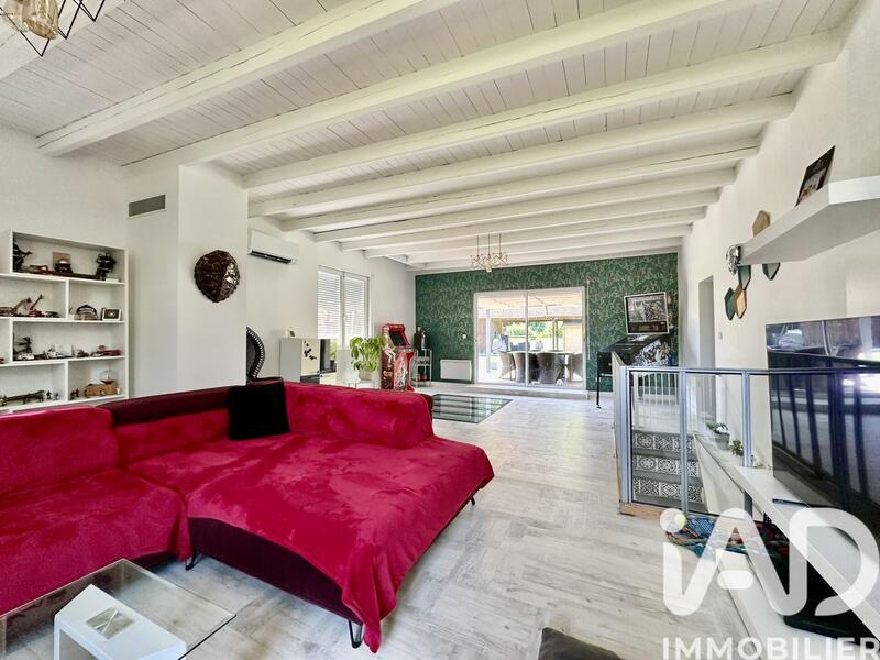 Maison - 160 m² - 5 pièces