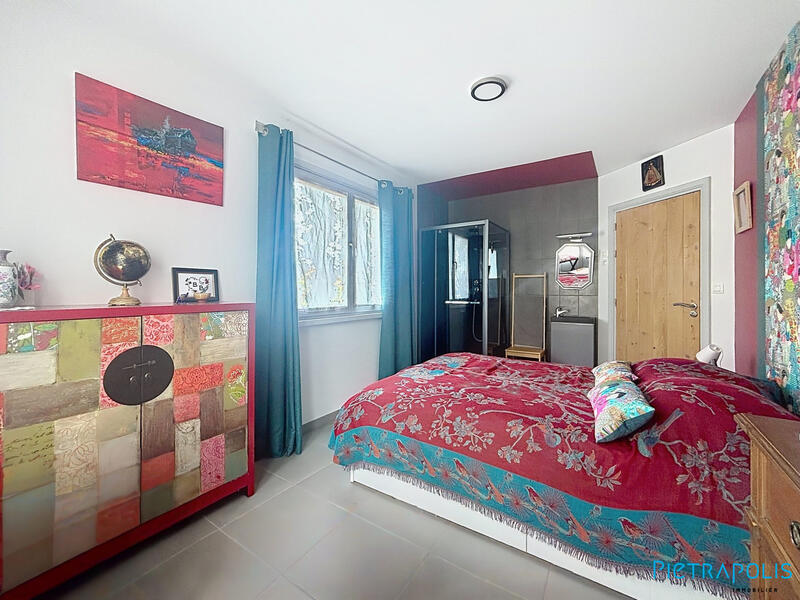 Villa - 177 m² - 5 pièces