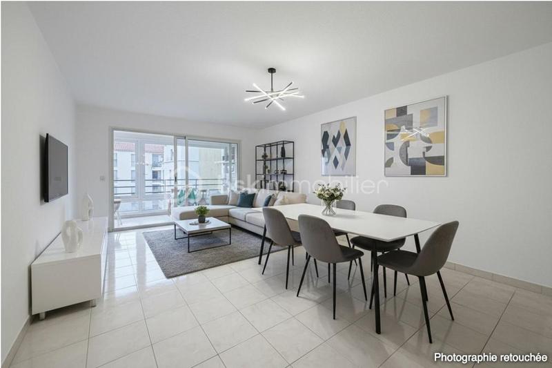 Appartement - 88 m² - 4 pièces