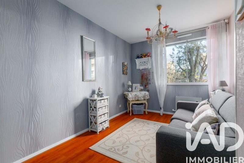 Appartement - 90 m² - 4 pièces