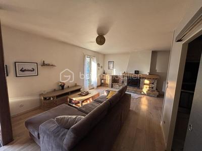 Maison traditionnelle - 73 m² - 4 pièces