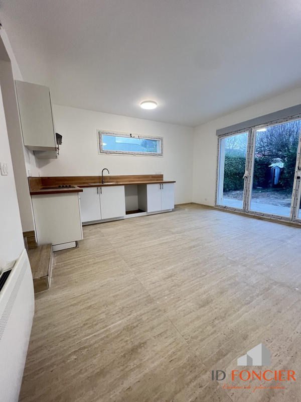 Maison traditionnelle - 69 m² - 3 pièces