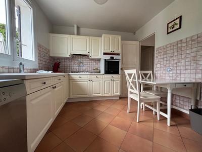 Maison - 95 m² - 5 pièces