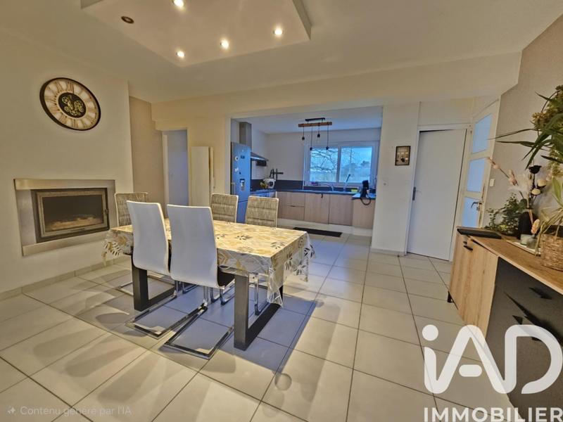 Maison - 107 m² - 6 pièces