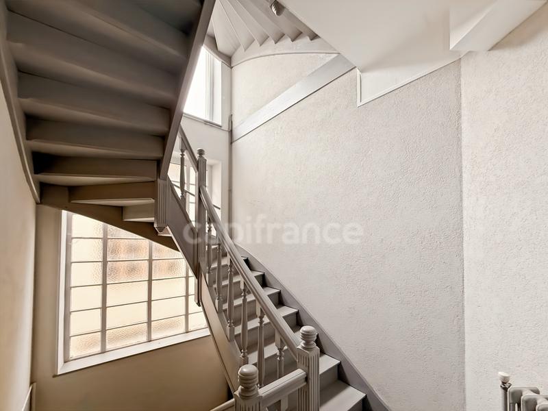 Immeuble - 331 m² - 14 pièces