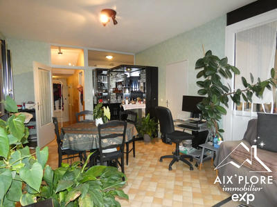 Appartement - 92 m² - 4 pièces