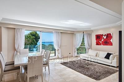 Appartement - 110 m² - 3 pièces