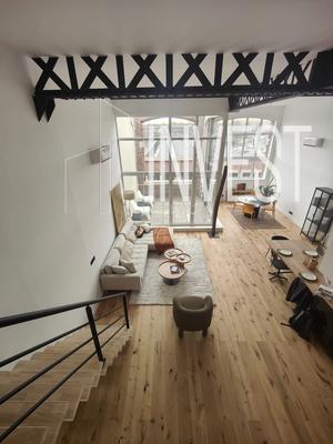 Loft - 130 m² - 5 pièces
