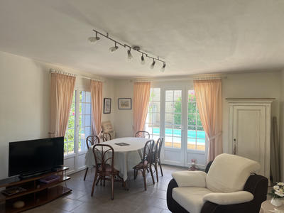 Maison - 95 m² - 4 pièces