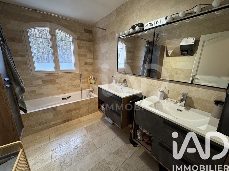 Maison - 173 m² - 7 pièces