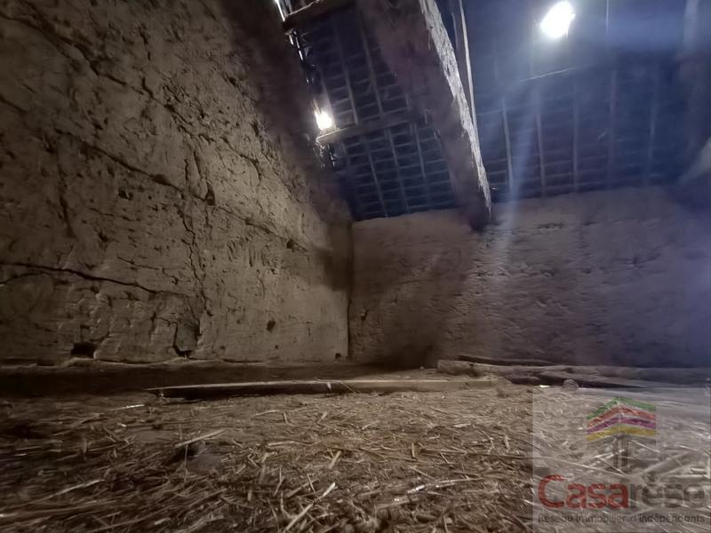 Grange - 270 m² - 8 pièces