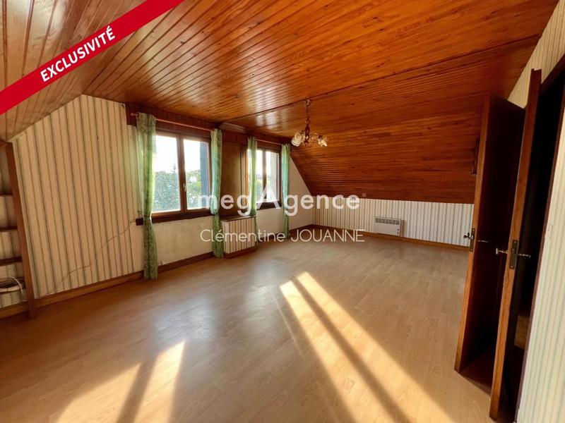 Maison traditionnelle - 134 m² - 5 pièces