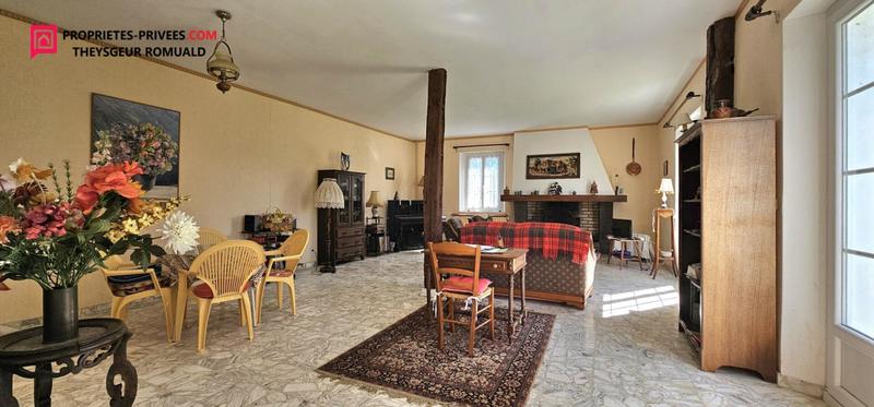 Maison - 200 m² - 5 pièces