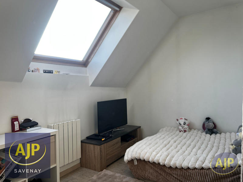 Maison - 210 m² - 9 pièces