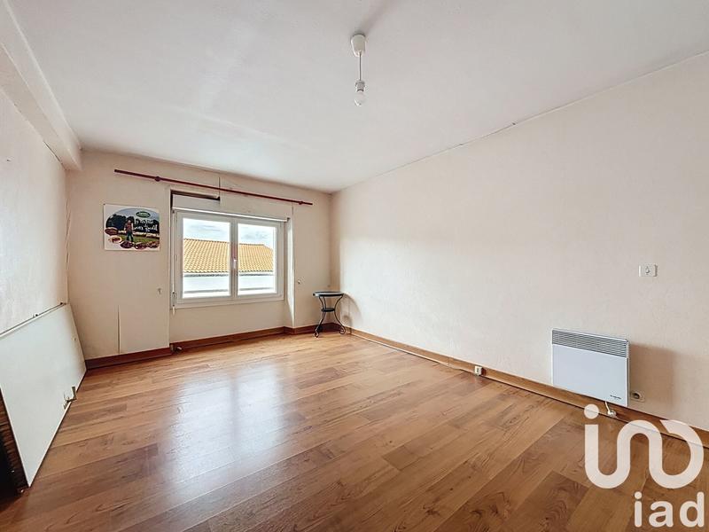 Immeuble - 220 m² - 2 pièces
