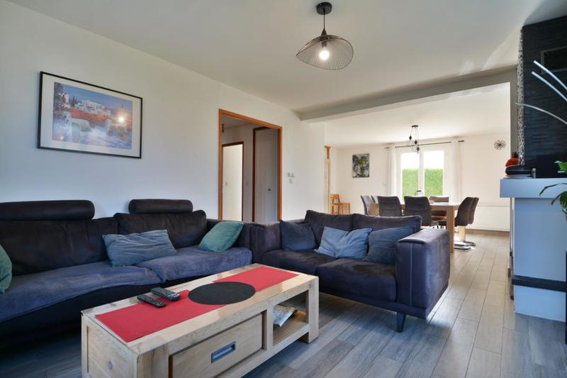 Maison - 122 m² - 6 pièces