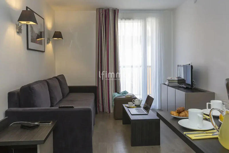 Studio - 24 m² - 1 pièce