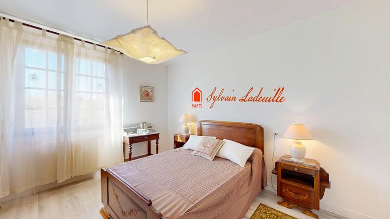 Maison - 138 m² - 7 pièces