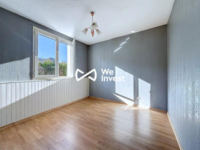 Maison - 161 m² - 8 pièces