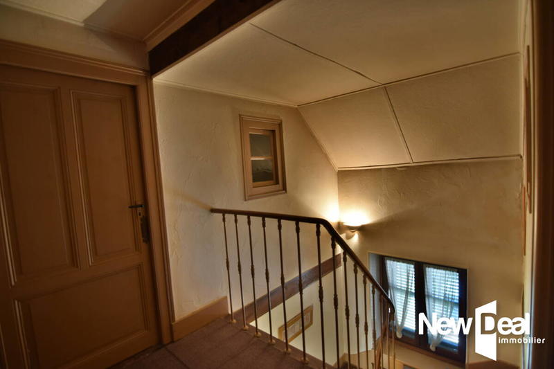 Maison - 282 m² - 8 pièces