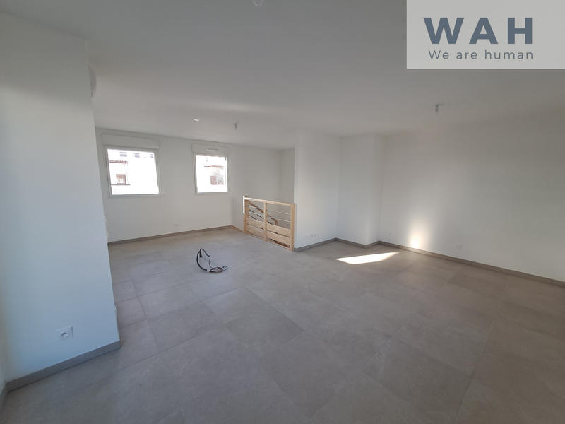 Appartement - 90 m² - 4 pièces