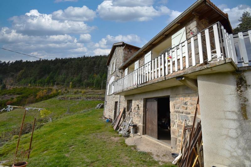 Maison en pierre - 86 m² - 5 pièces