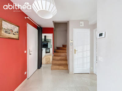 Maison - 98 m² - 6 pièces