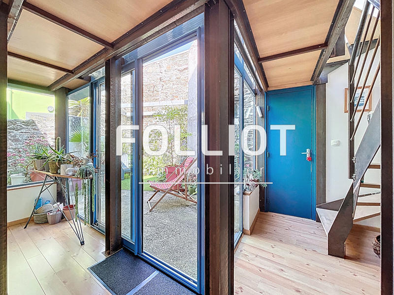 Maison - 182 m² - 7 pièces