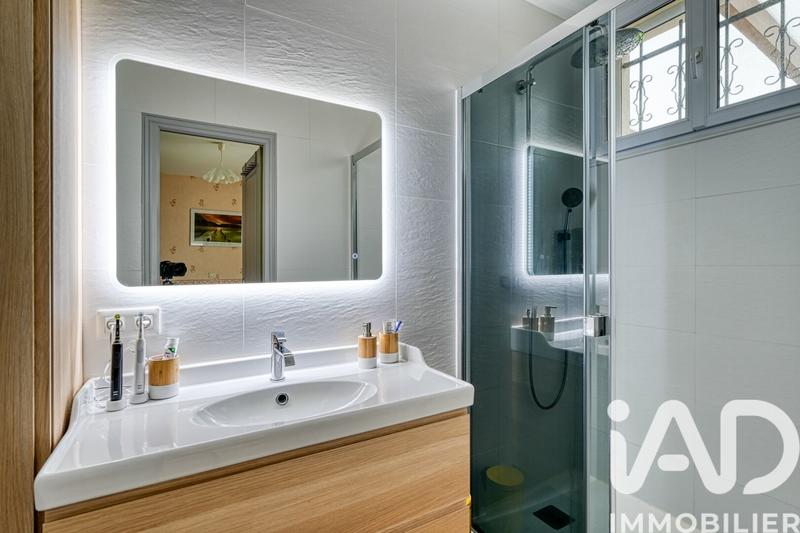 Maison - 115 m² - 6 pièces