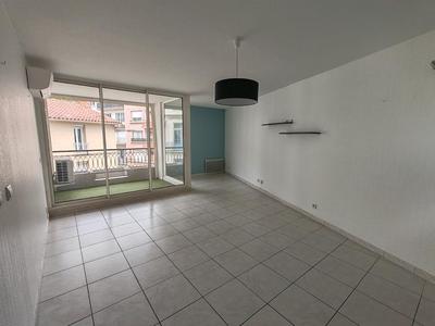 Appartement - 83 m² - 3 pièces