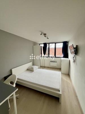 Appartement - 127 m² - 7 pièces