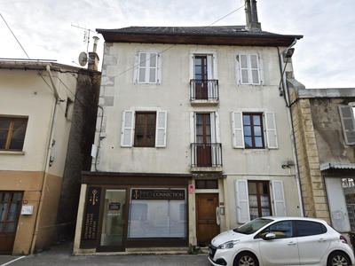 Appartement - 85 m² - 3 pièces