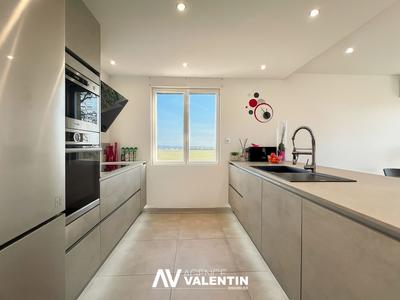 Maison - 151 m² - 7 pièces