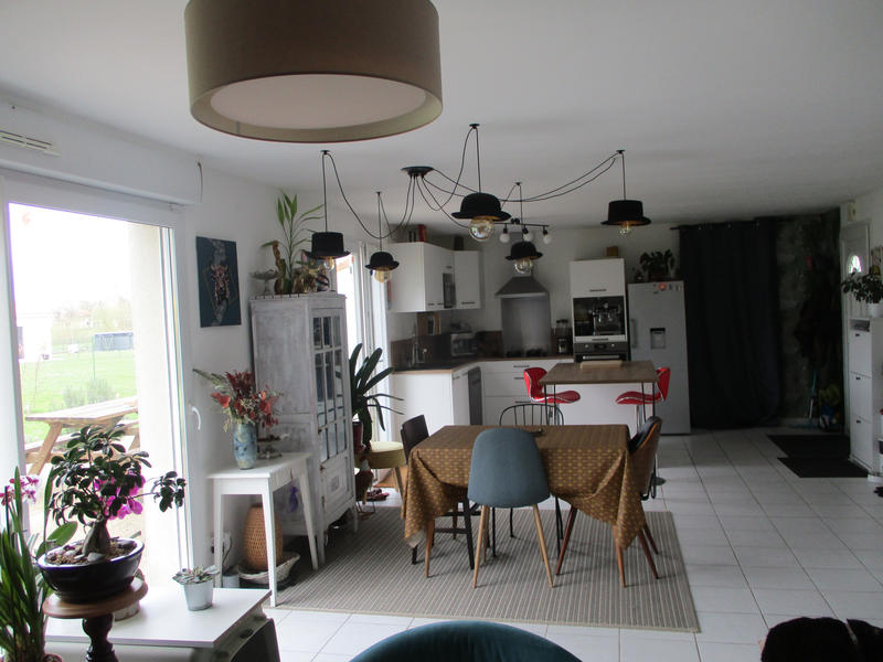 Maison - 85 m² - 4 pièces