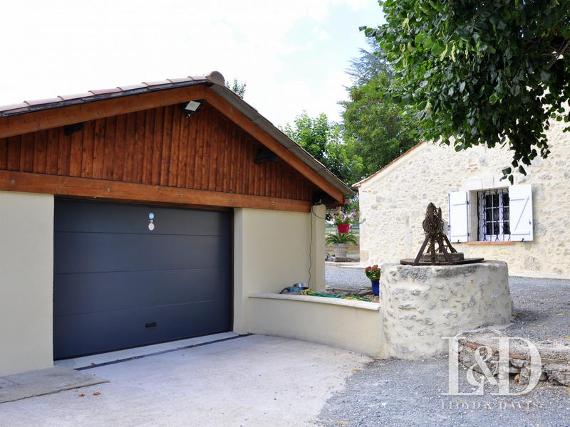 Maison - 206 m² - 6 pièces