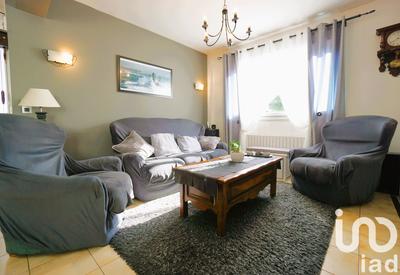 Maison - 200 m² - 8 pièces